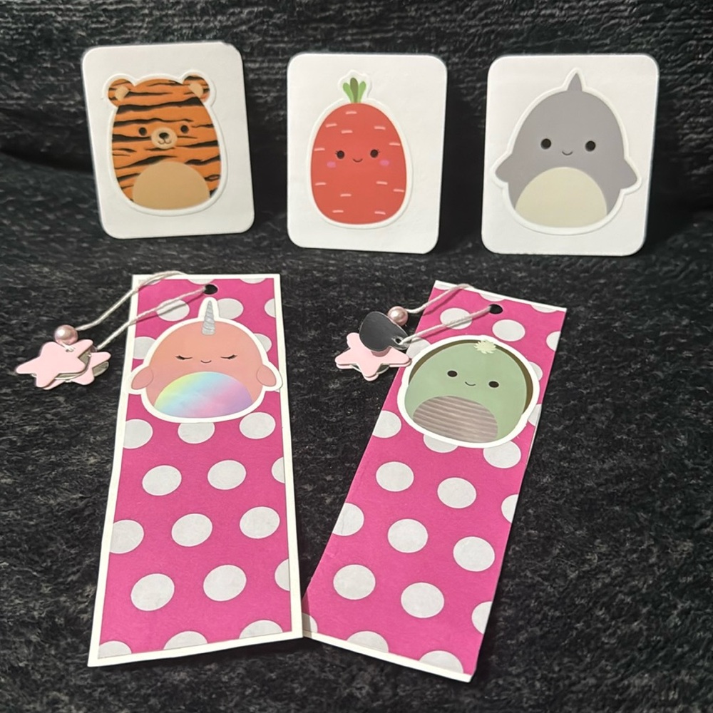 Squishmallows Bookmarks & Cards Set